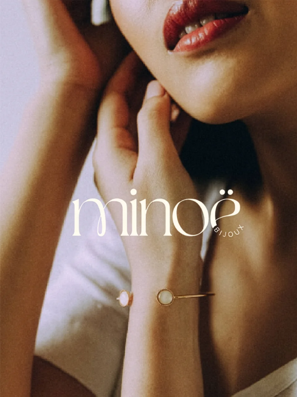 Minoë - Identité visuelle - Portfolio Chloé Lance